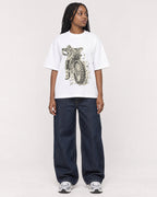 Mockup Boxy Heavyweight Tee White female full-body 04