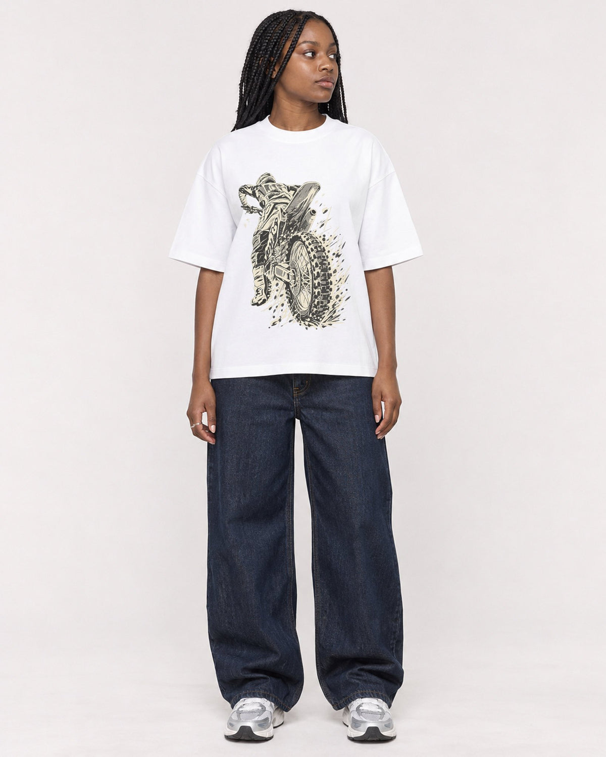 Mockup Boxy Heavyweight Tee White female full-body 04