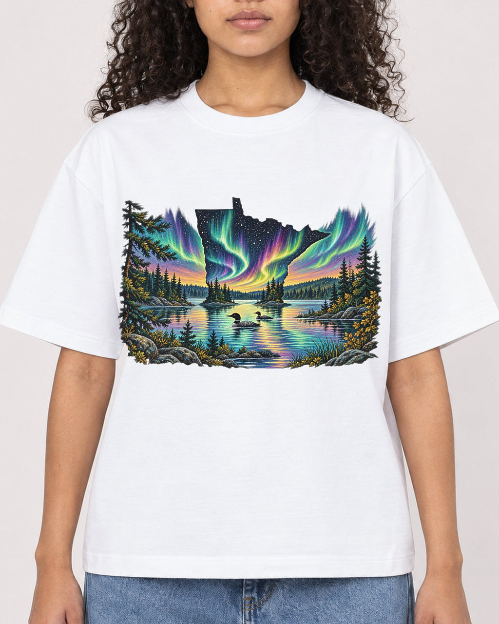 Mockup Boxy Heavyweight Tee White female close-up 10