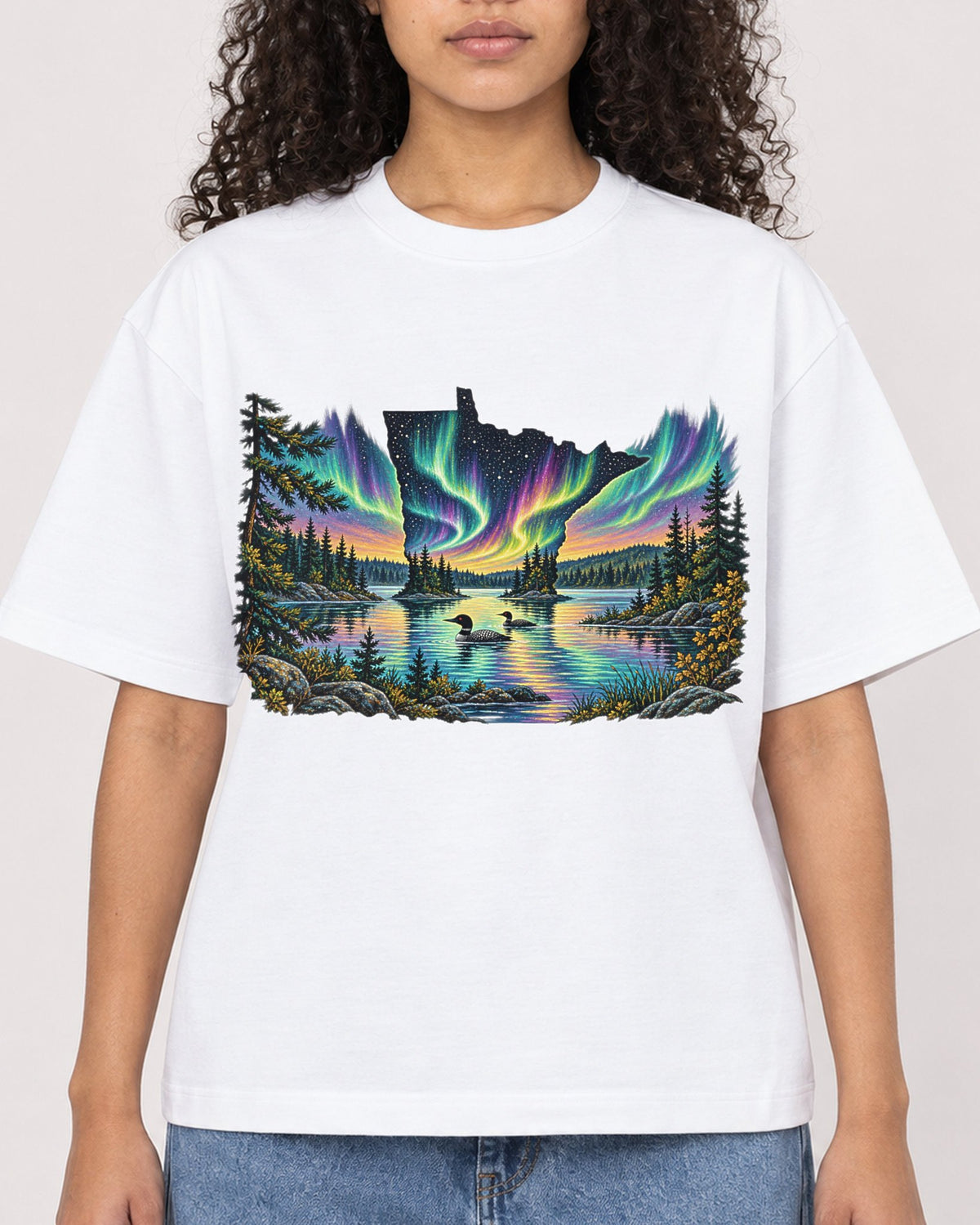 Mockup Boxy Heavyweight Tee White female close-up 10