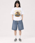 Mockup Boxy Heavyweight Tee White female full-body 01