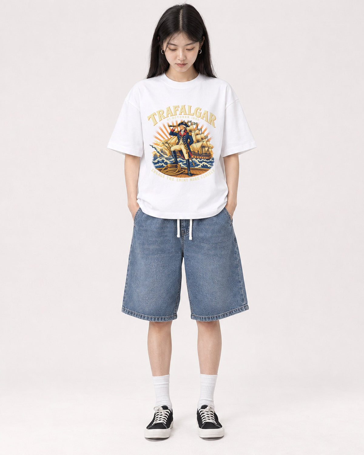 Mockup Boxy Heavyweight Tee White female full-body 01
