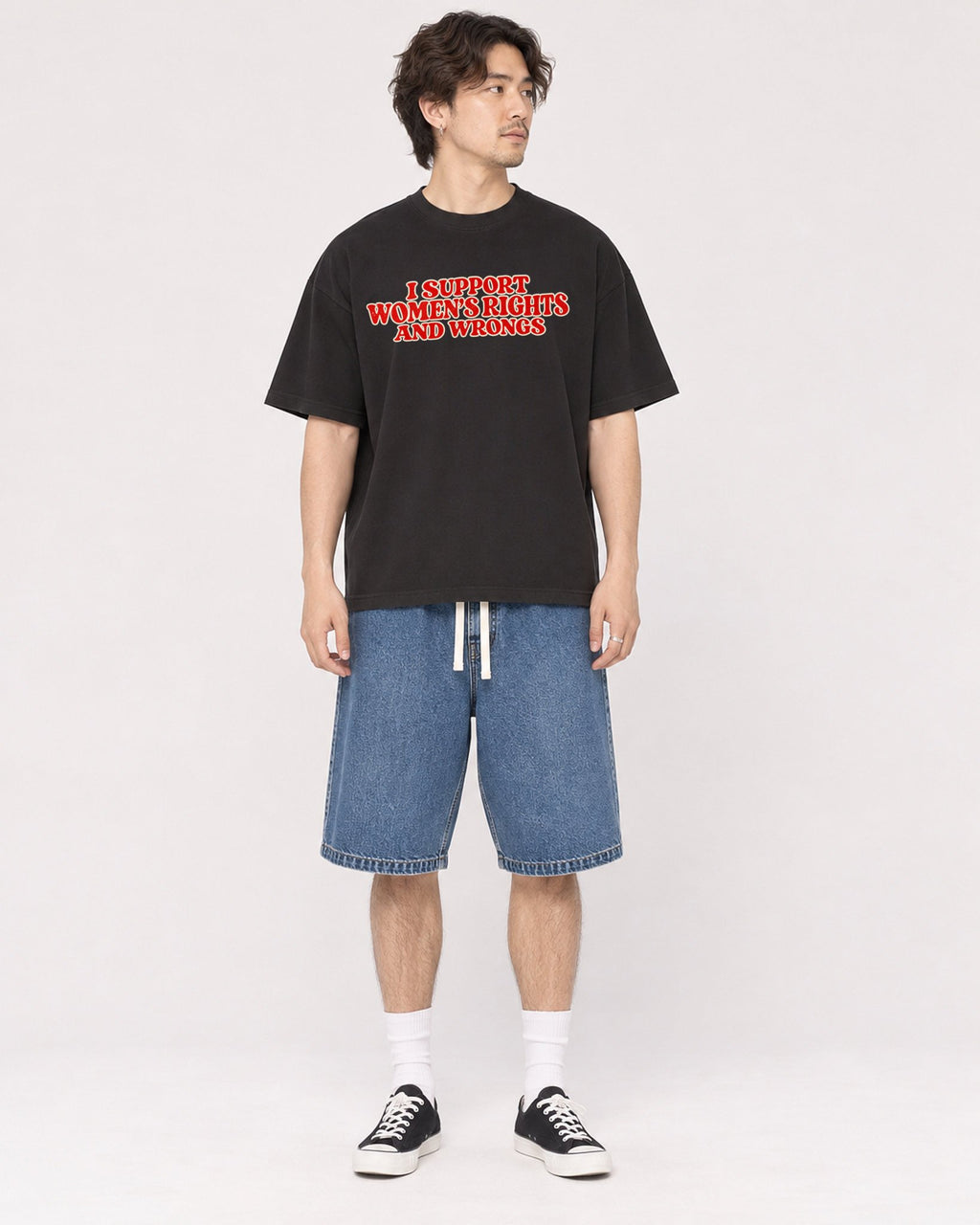 Mockup Boxy Heavyweight Tee Black male full-body 03