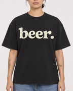 Mockup Boxy Heavyweight Tee Black female close-up 12