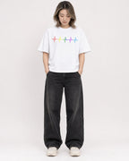 Mockup Boxy Heavyweight Tee White female full-body 33