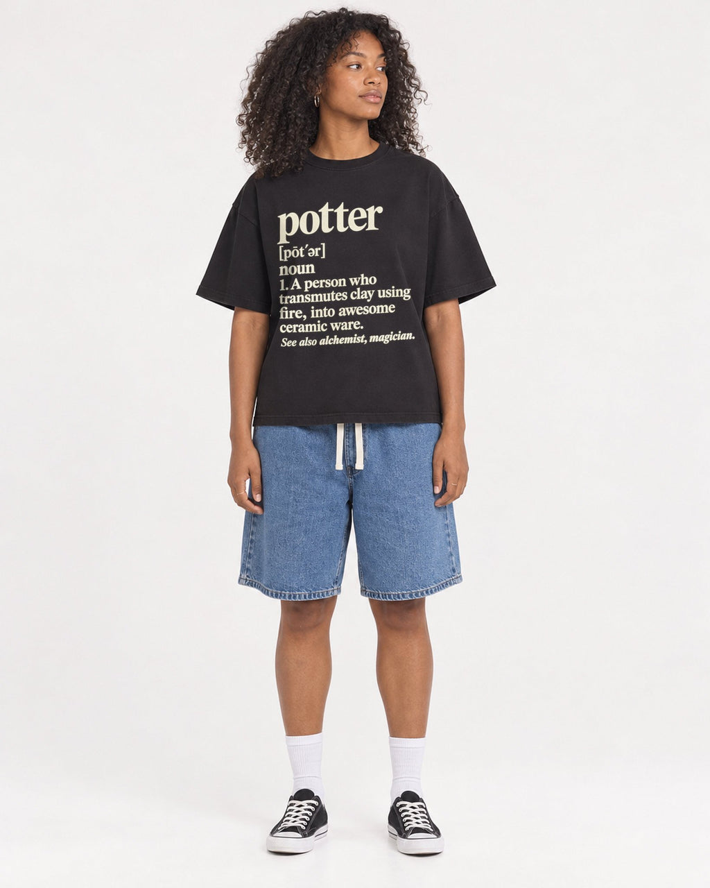 Mockup Boxy Heavyweight Tee Black female full-body 05