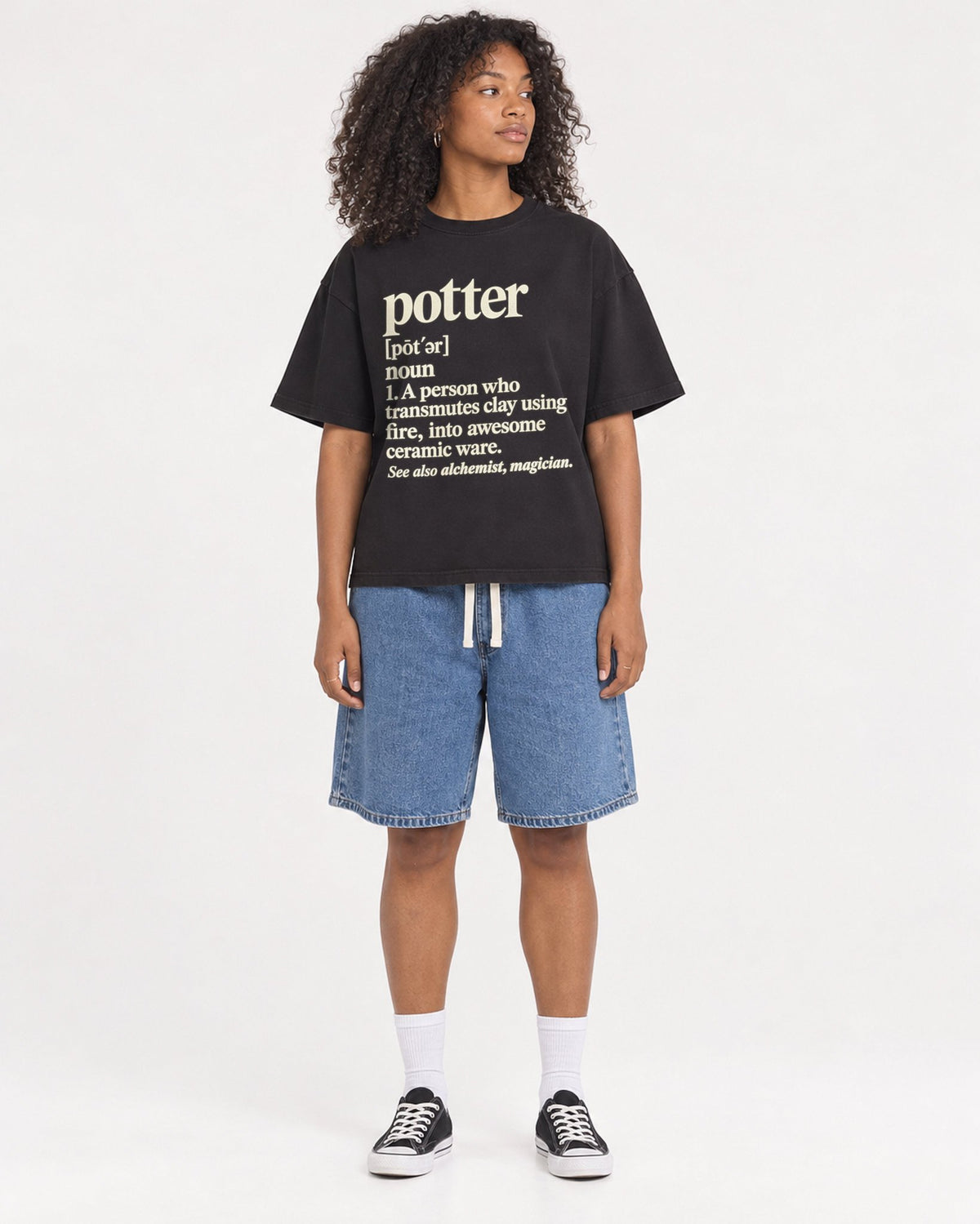 Mockup Boxy Heavyweight Tee Black female full-body 05