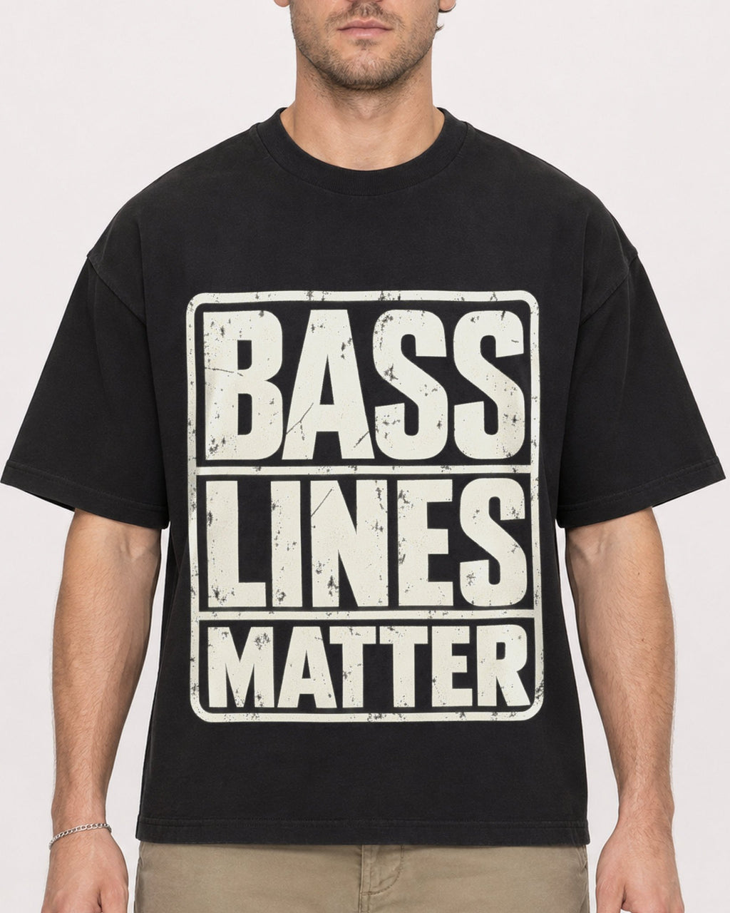 Mockup Boxy Heavyweight Tee Black male close-up 08