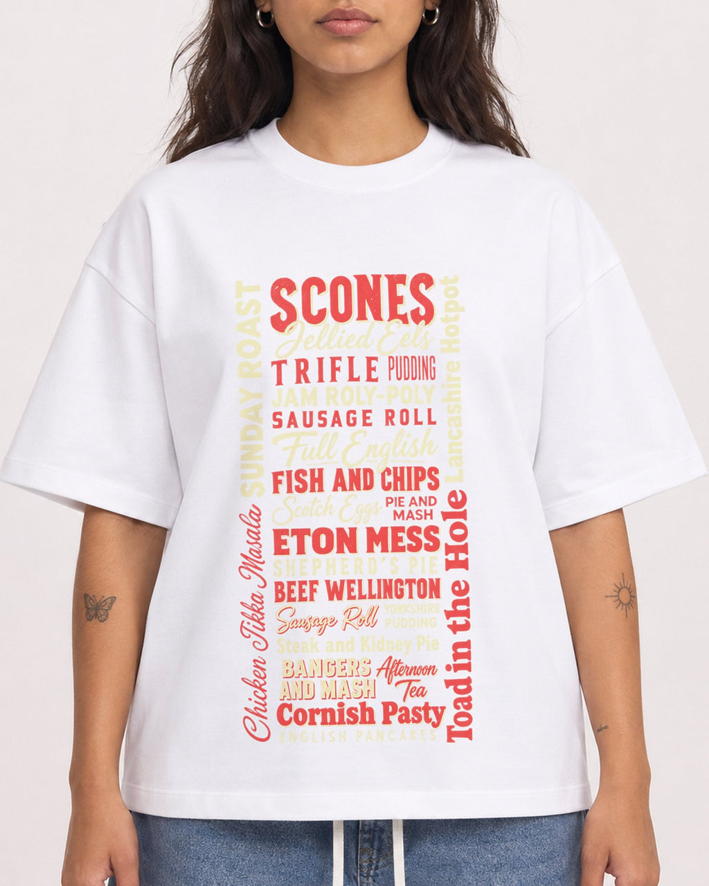 Mockup Boxy Heavyweight Tee White female close-up 06