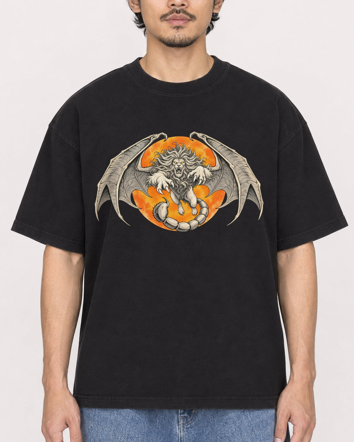 Mockup Boxy Heavyweight Tee Black male close-up 02