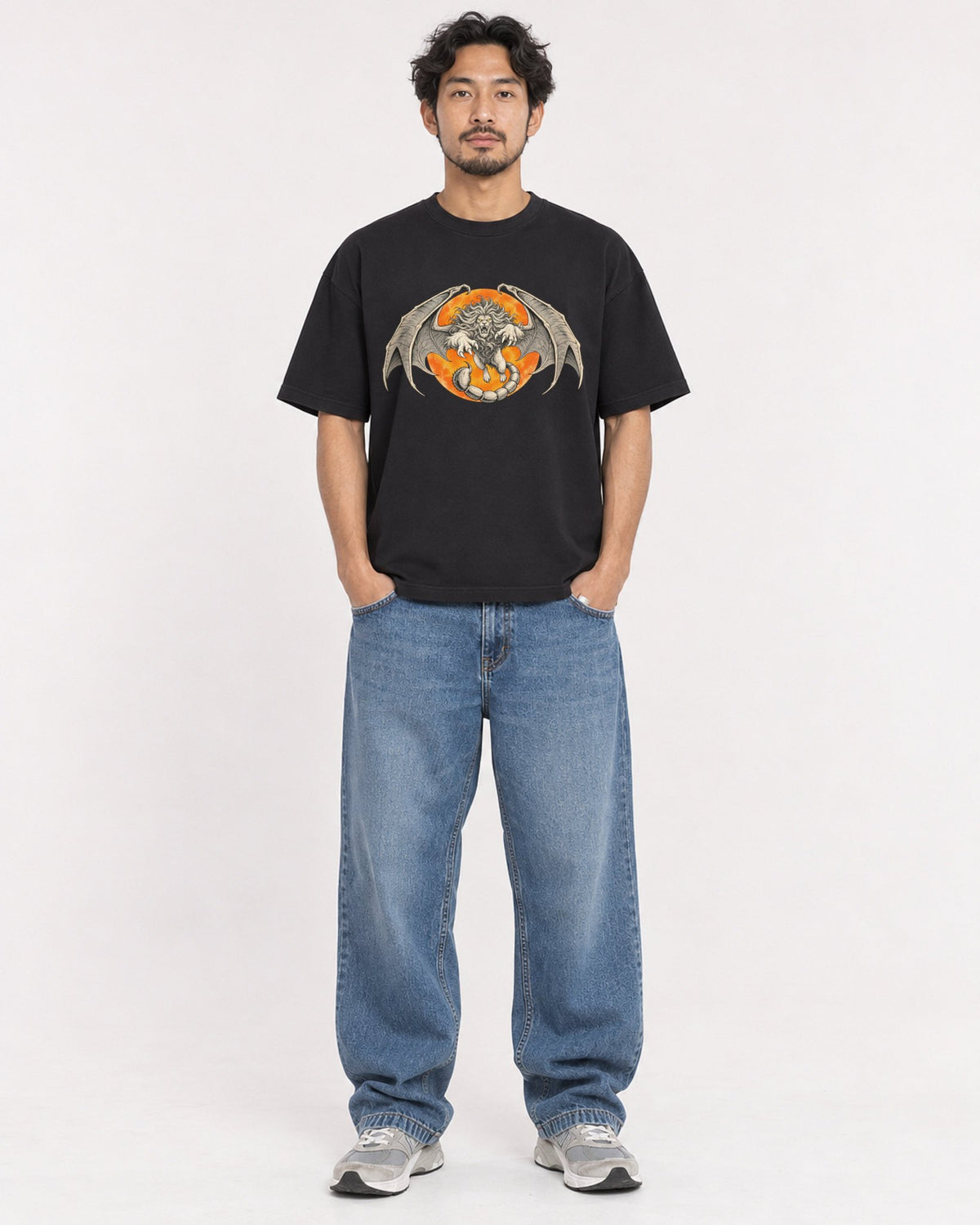 Mockup Boxy Heavyweight Tee Black male full-body 02