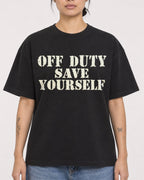 Mockup Boxy Heavyweight Tee Black female close-up 12