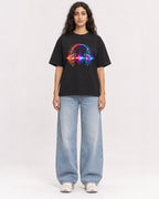 Mockup Boxy Heavyweight Tee Black female full-body 07
