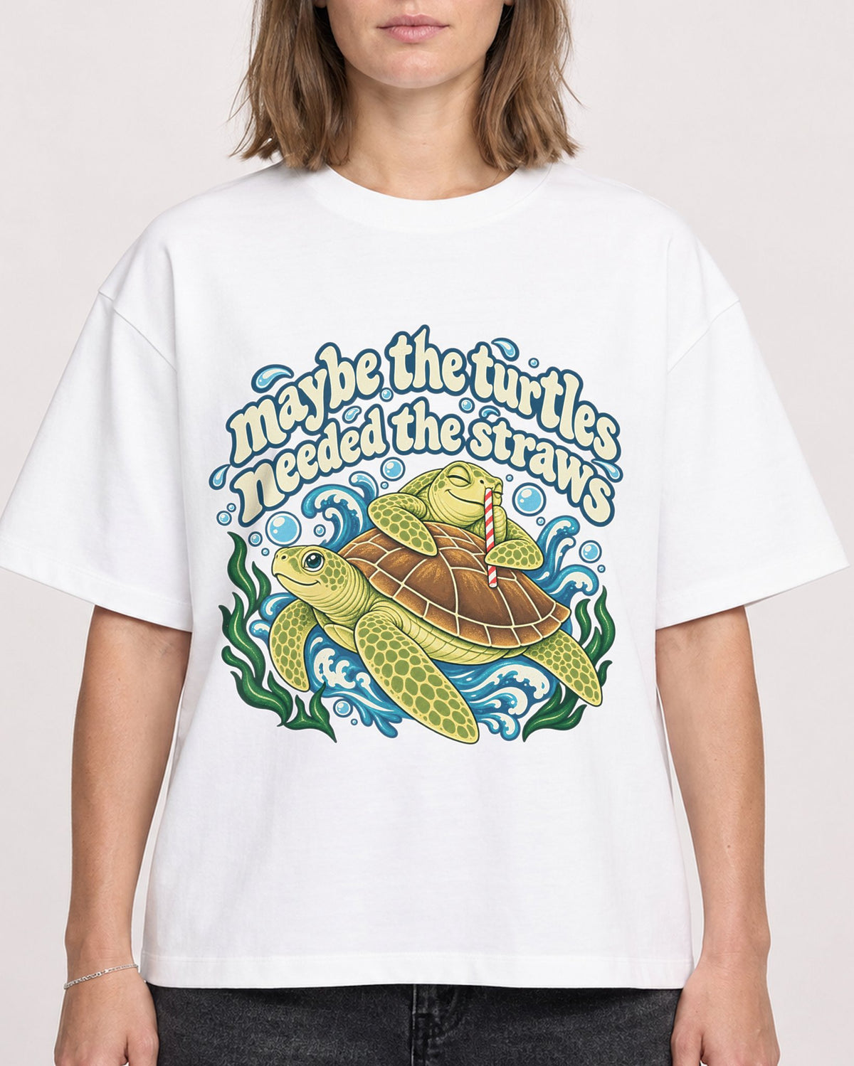 Mockup Boxy Heavyweight Tee White female close-up 38