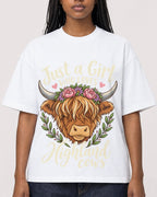 Mockup Boxy Heavyweight Tee White female close-up 04