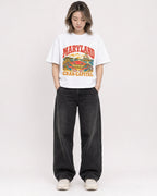 Mockup Boxy Heavyweight Tee White female full-body 33