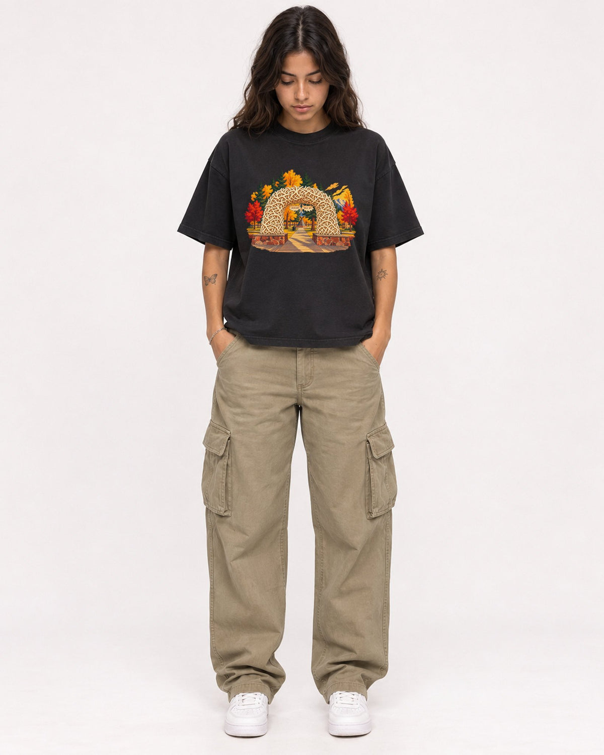 Mockup Boxy Heavyweight Tee Black female full-body 06