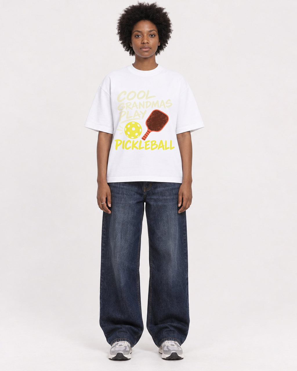 Mockup Boxy Heavyweight Tee White female full-body 14