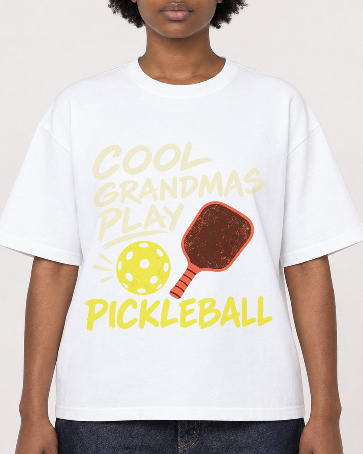 Mockup Boxy Heavyweight Tee White female close-up 14