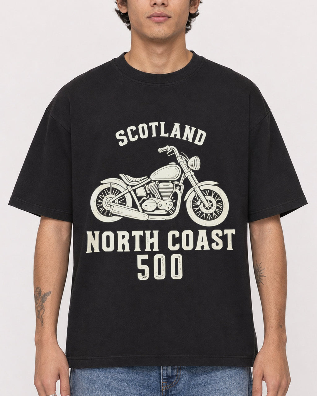 Mockup Boxy Heavyweight Tee Black male close-up 06