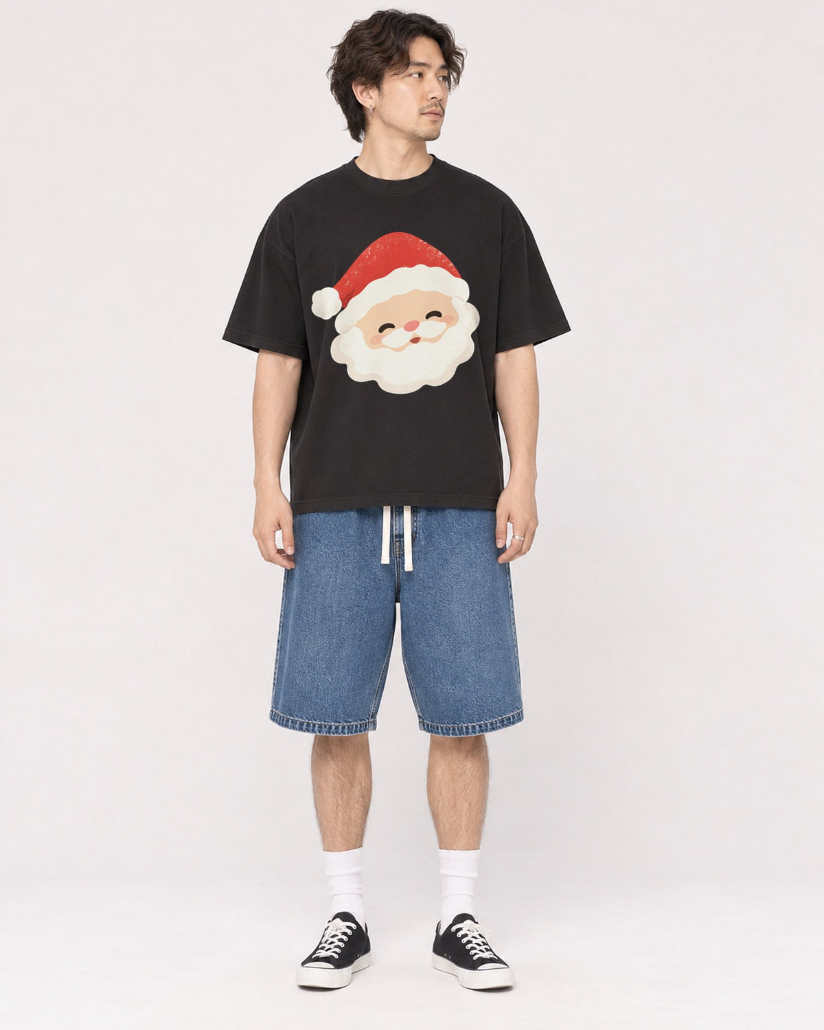 Mockup Boxy Heavyweight Tee Black male full-body 03