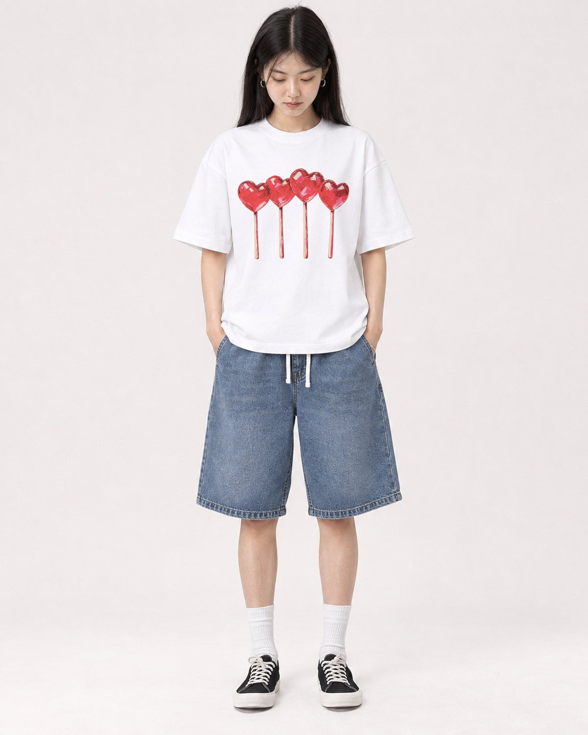 Mockup Boxy Heavyweight Tee White female full-body 01