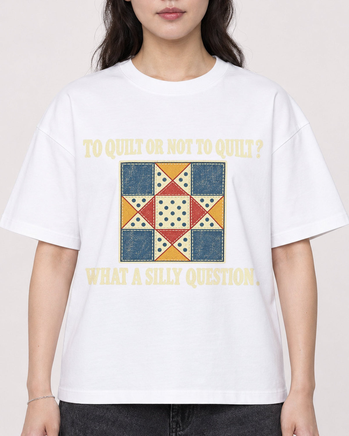 Mockup Boxy Heavyweight Tee White female close-up 03