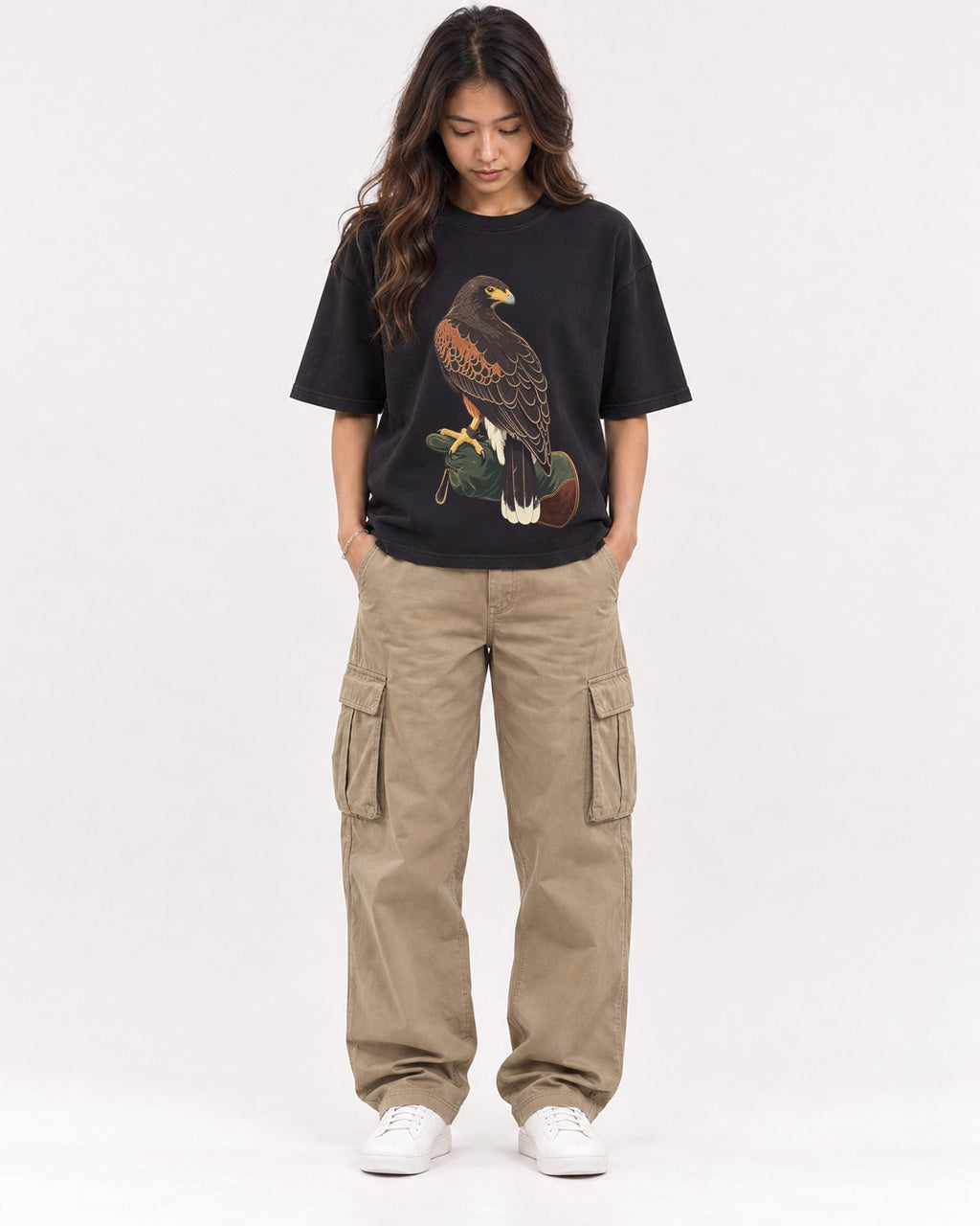 Mockup Boxy Heavyweight Tee Black female full-body 02