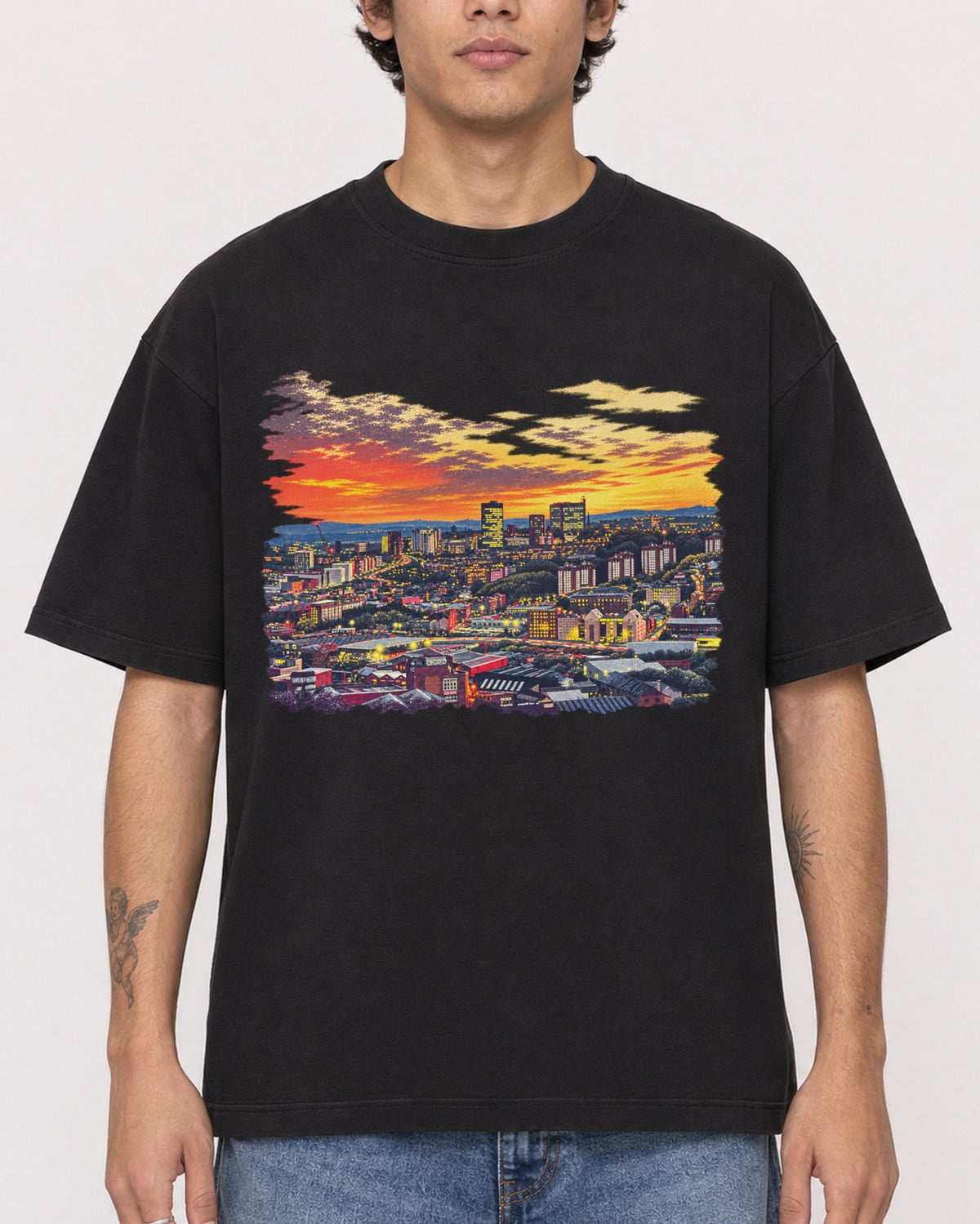 Mockup Boxy Heavyweight Tee Black male close-up 06
