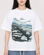 Mockup Boxy Heavyweight Tee White female close-up 01