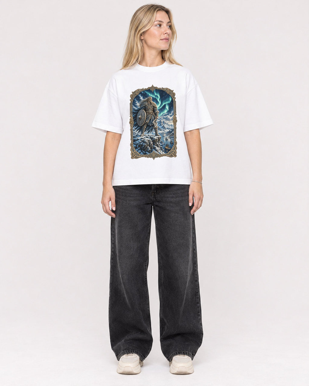Mockup Boxy Heavyweight Tee White female full-body 08