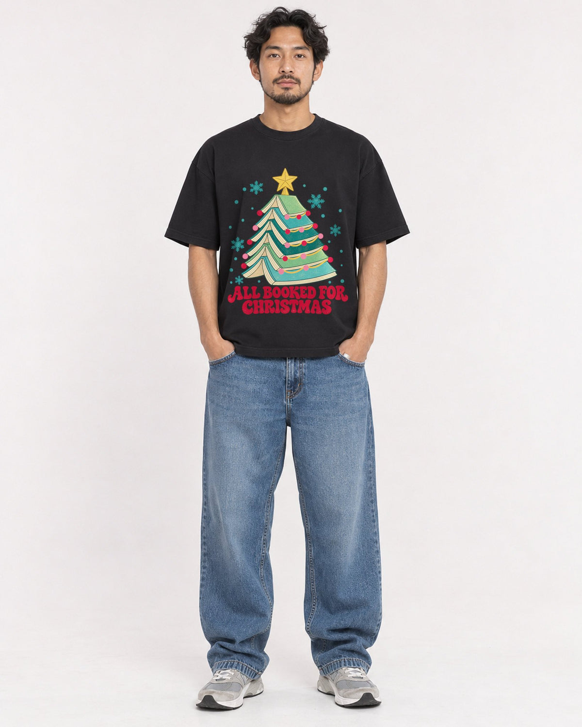 Mockup Boxy Heavyweight Tee Black male full-body 02