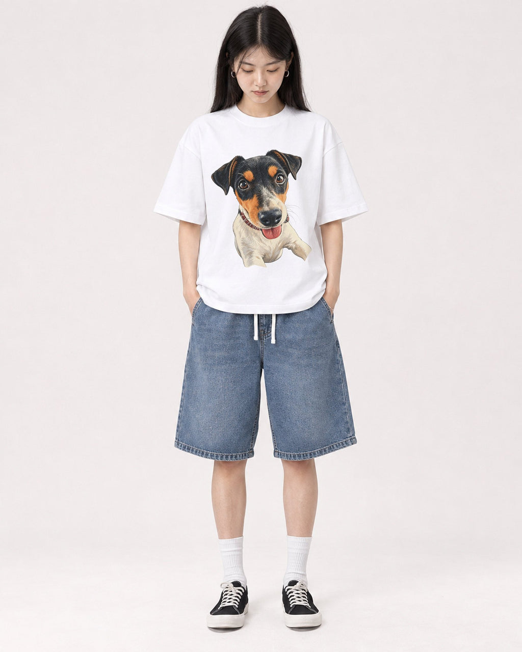 Mockup Boxy Heavyweight Tee White female full-body 01