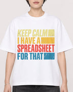 Mockup Boxy Heavyweight Tee White female close-up 23
