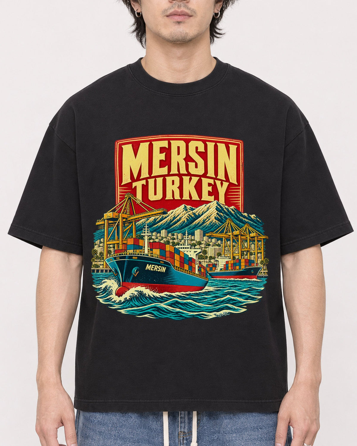 Mockup Boxy Heavyweight Tee Black male close-up 03