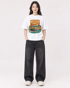 Mockup Boxy Heavyweight Tee White female full-body 03