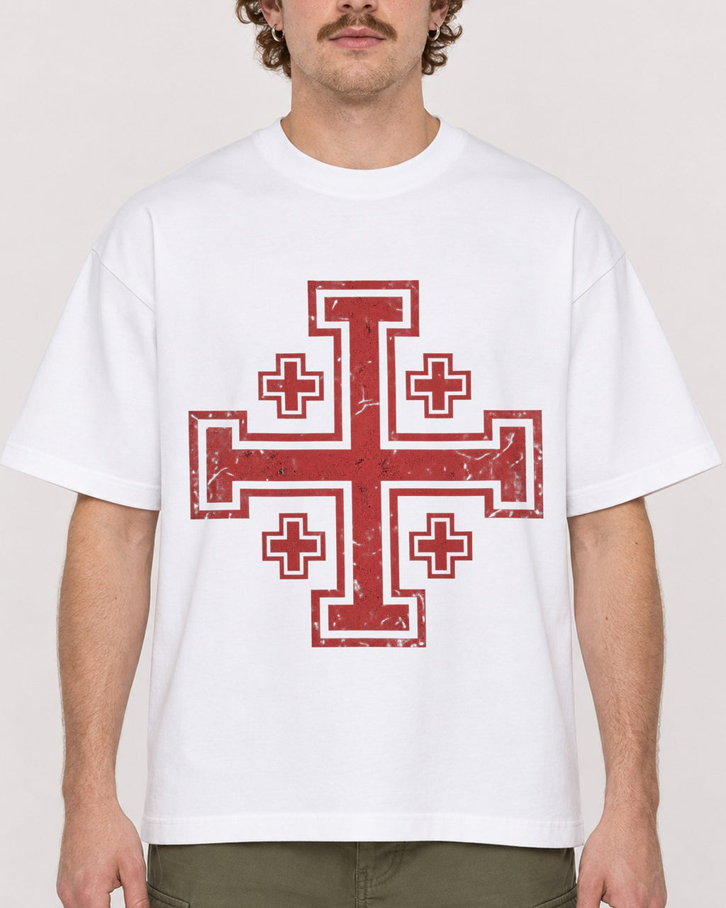 Mockup Boxy Heavyweight Tee White male close-up 09