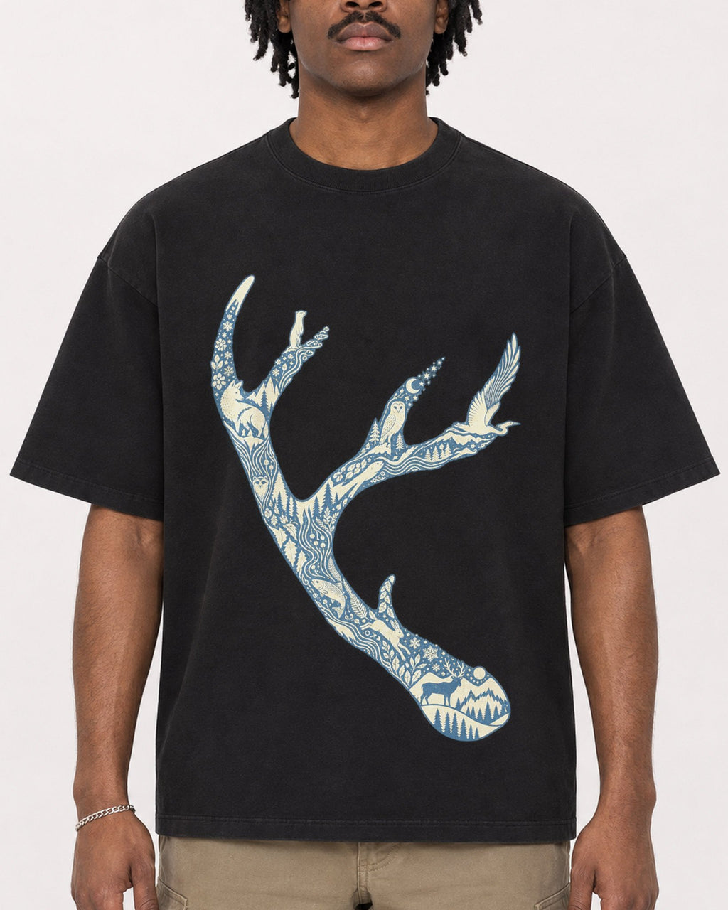Mockup Boxy Heavyweight Tee Black male close-up 04