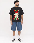 Mockup Boxy Heavyweight Tee Black male full-body 07