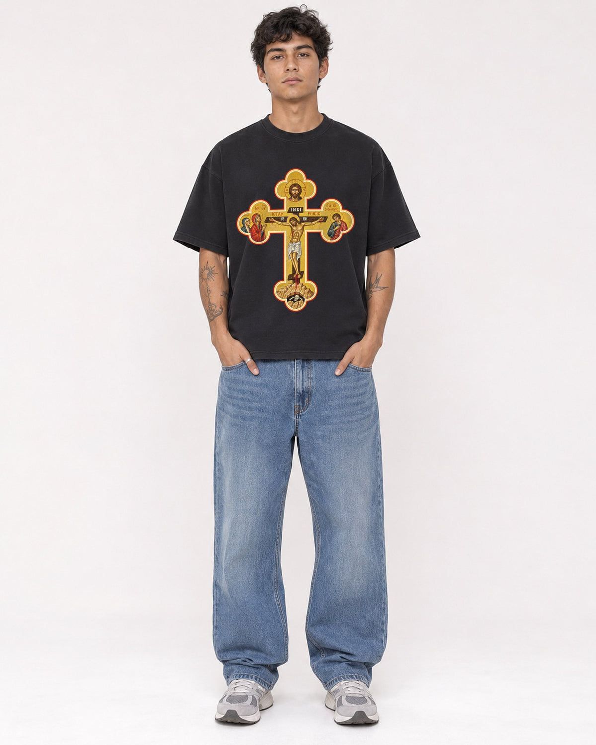 Mockup Boxy Heavyweight Tee Black male full-body 06