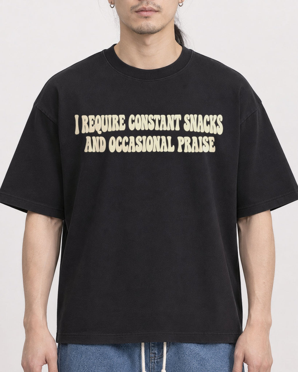 Mockup Boxy Heavyweight Tee Black male close-up 43