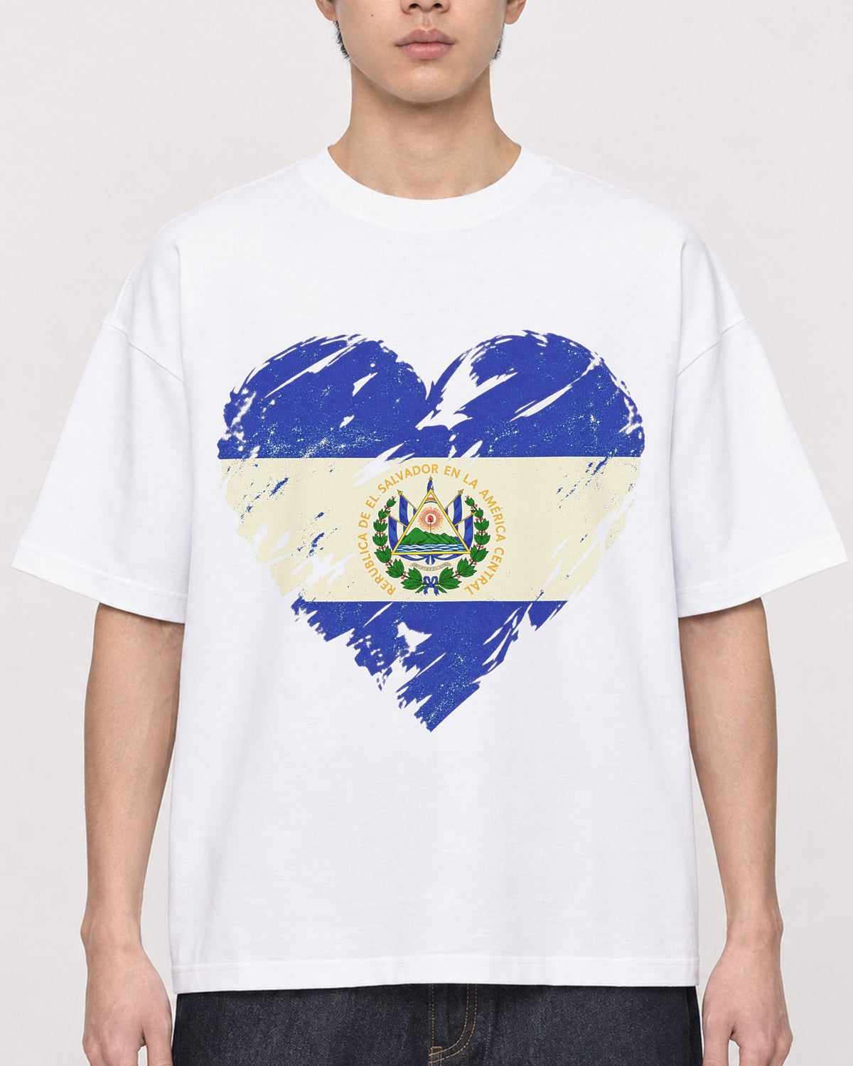 Mockup Boxy Heavyweight Tee White male close-up 01