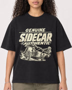 Mockup Boxy Heavyweight Tee Black female close-up 10
