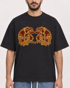 Mockup Boxy Heavyweight Tee Black male close-up 07