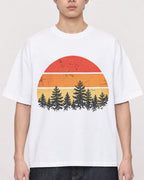 Mockup Boxy Heavyweight Tee White male close-up 01