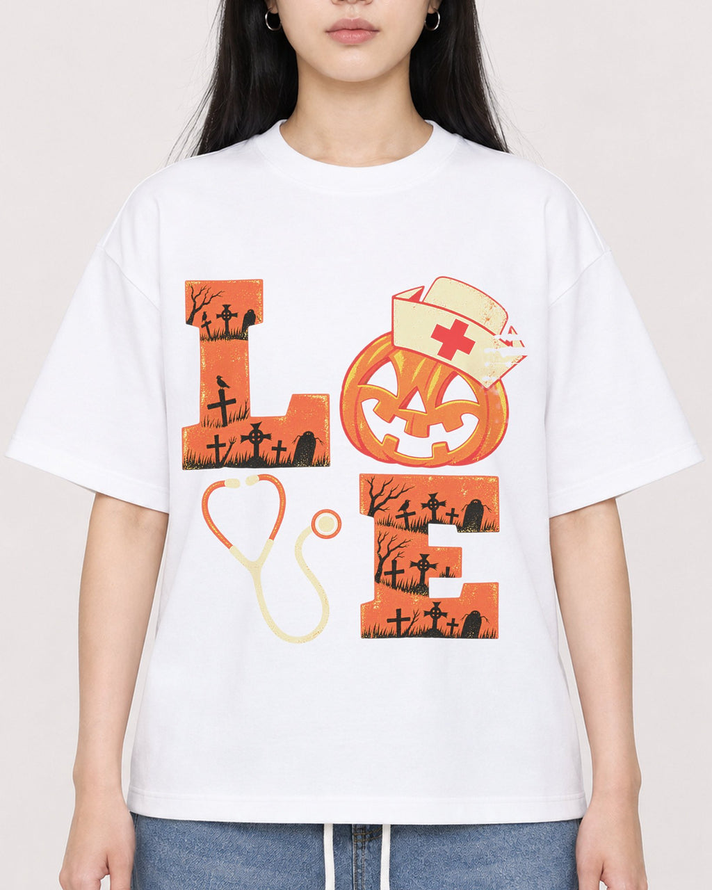 Mockup Boxy Heavyweight Tee White female close-up 01