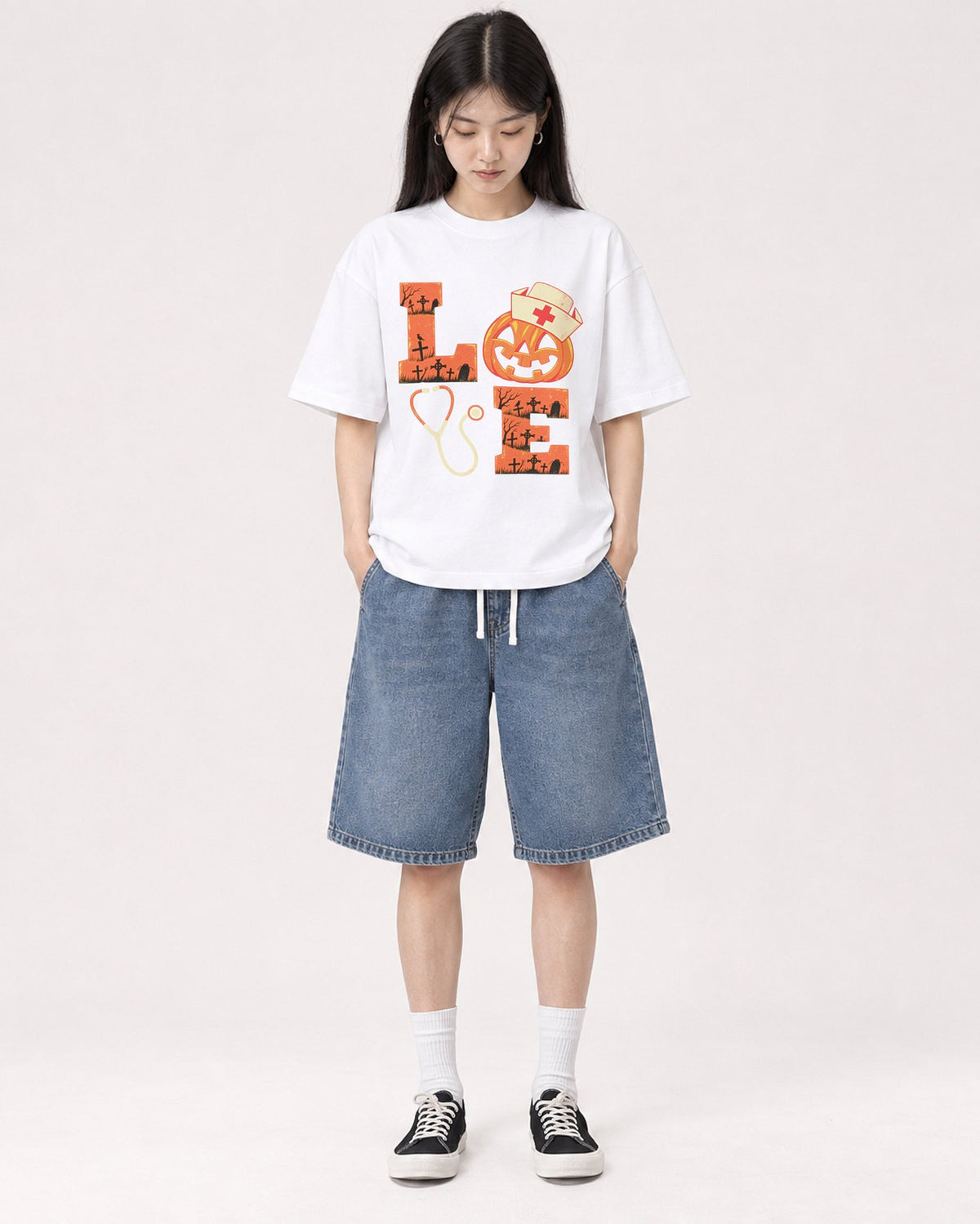 Mockup Boxy Heavyweight Tee White female full-body 01