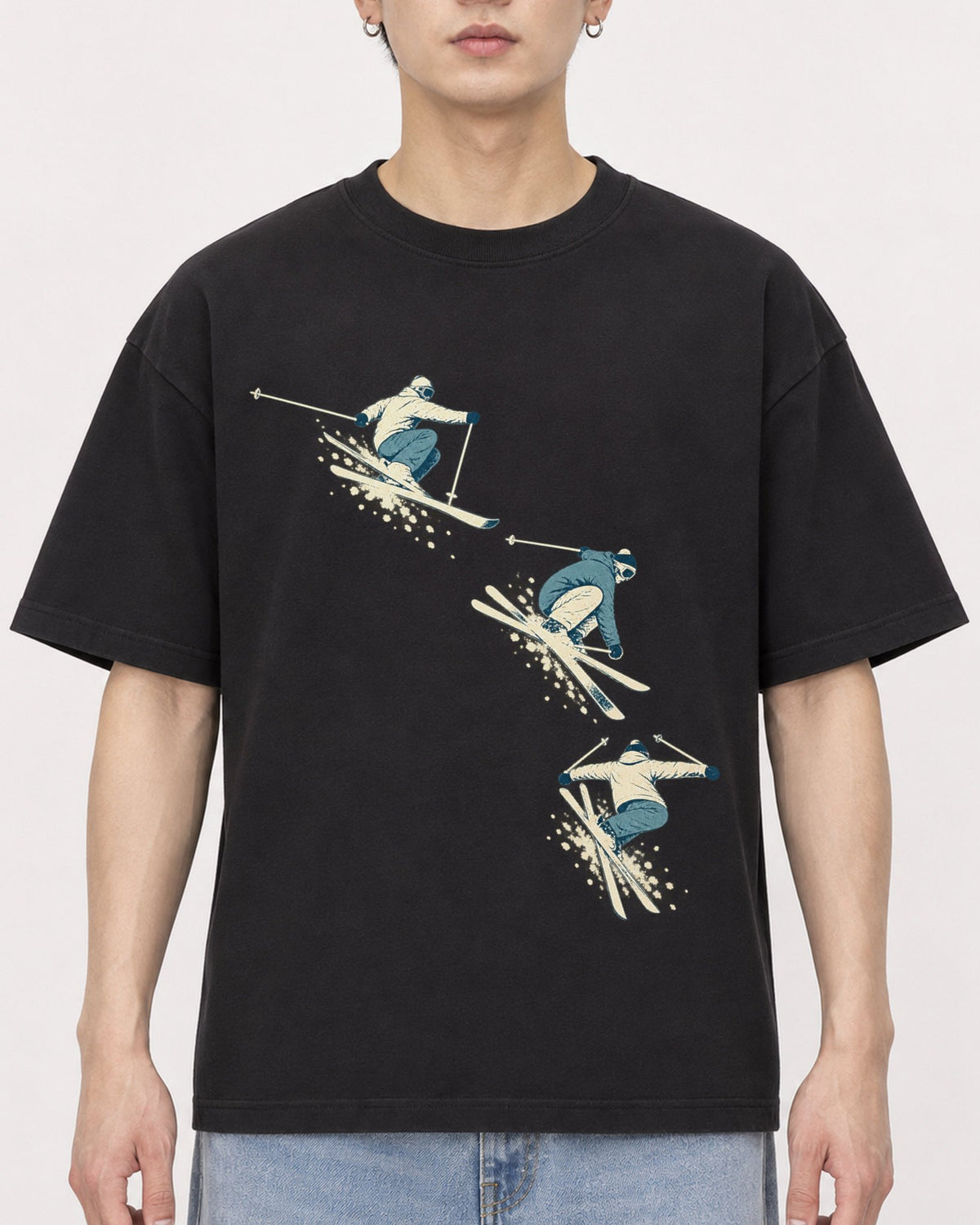 Mockup Boxy Heavyweight Tee Black male close-up 01