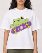 Mockup Boxy Heavyweight Tee White female close-up 07