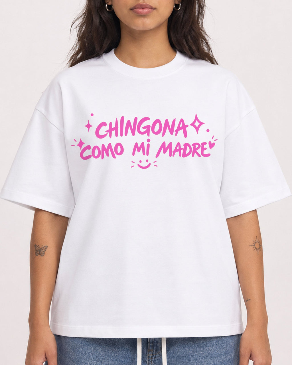 Mockup Boxy Heavyweight Tee White female close-up 06